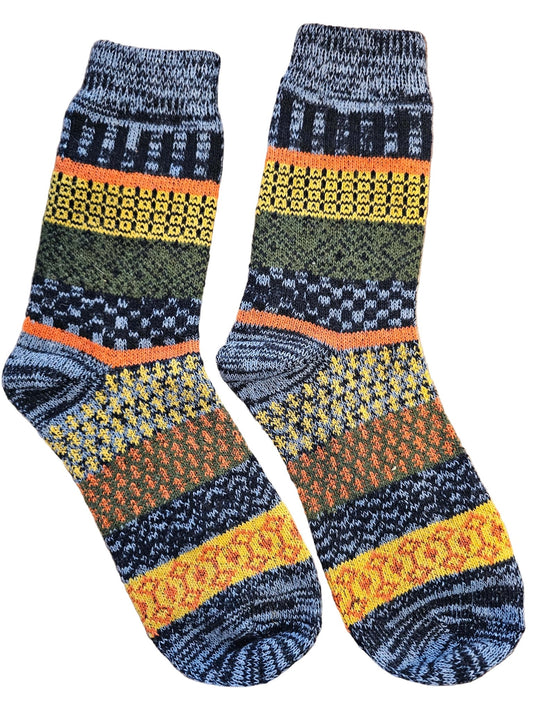 Beautiful pattern Winter Socks - size 7 - 11 - The Red Squirrel