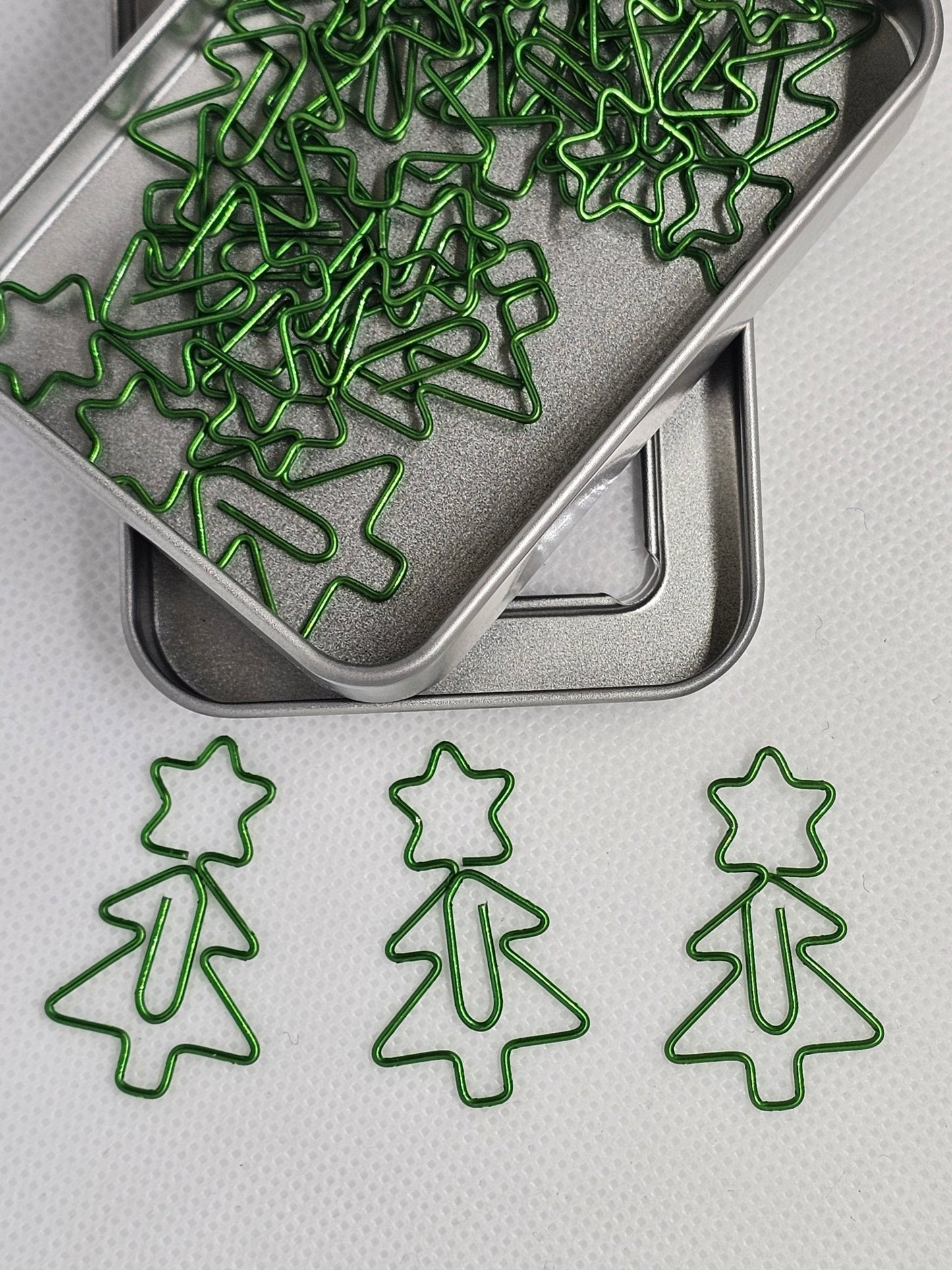 20 Christmas Tree Paper clips in a tin - The Red Squirrel