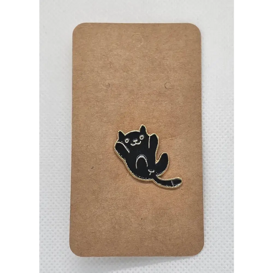 Assorted alloy pin badges - Pin badges