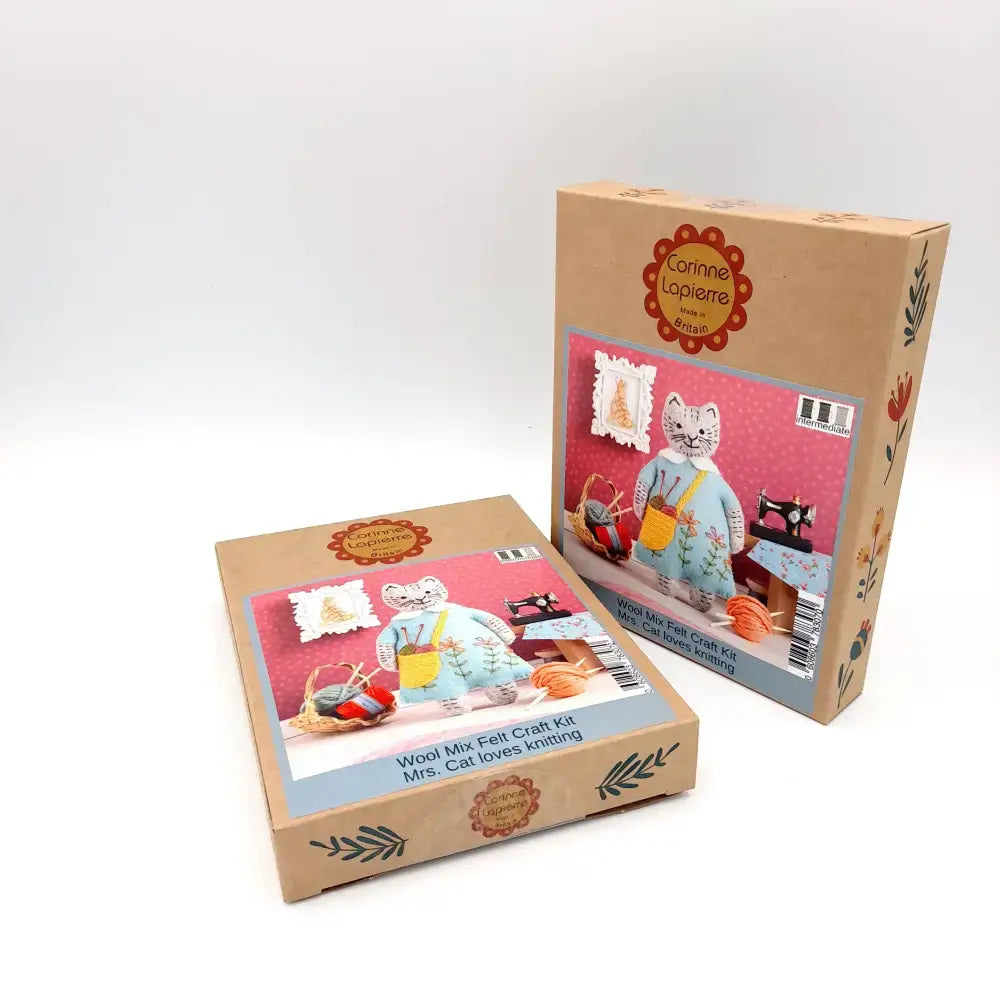 Mrs. Cat Loves Knitting Felt Craft Mini Kit - Felt craft kits