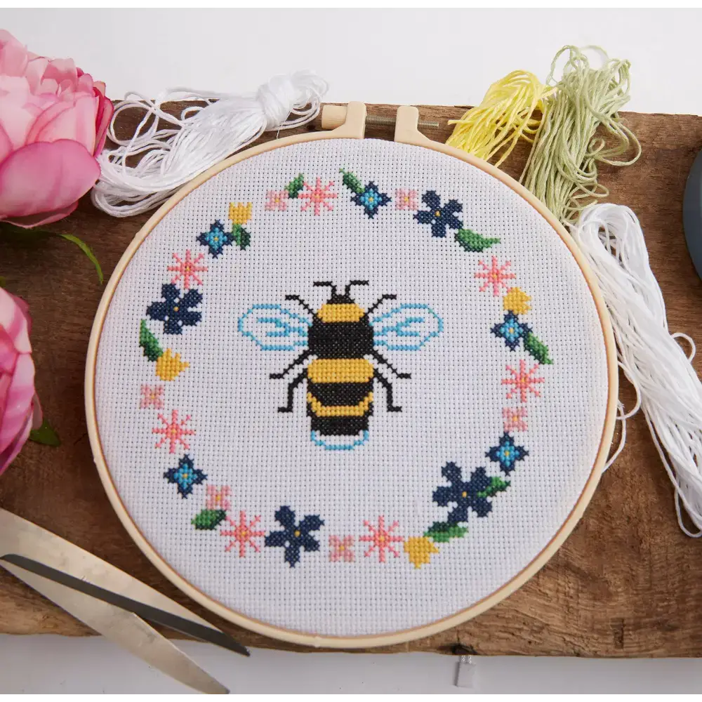 Simply Make Cross Stitch Kit - Bee