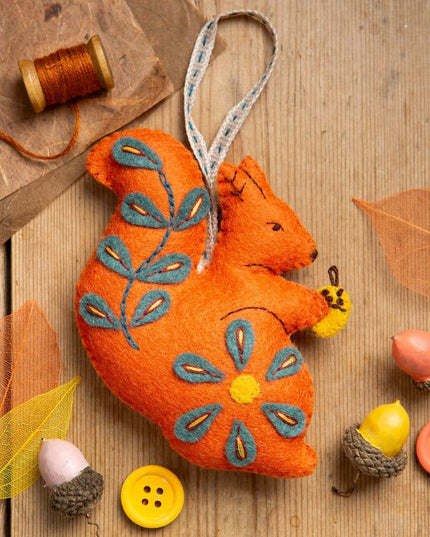Folk Squirrel Felt Craft Mini Kit