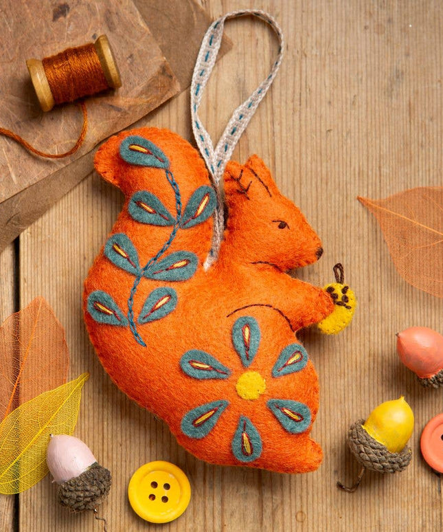 Folk Squirrel Felt Craft Mini Kit