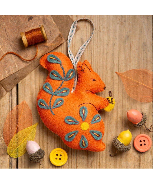Folk Squirrel Felt Craft Mini Kit