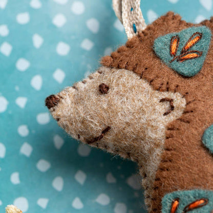 Folk Hedgehog Felt Craft Mini Kit - The Red Squirrel