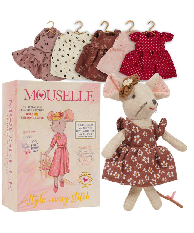 Mouselle - A mouse with her own wardrobe