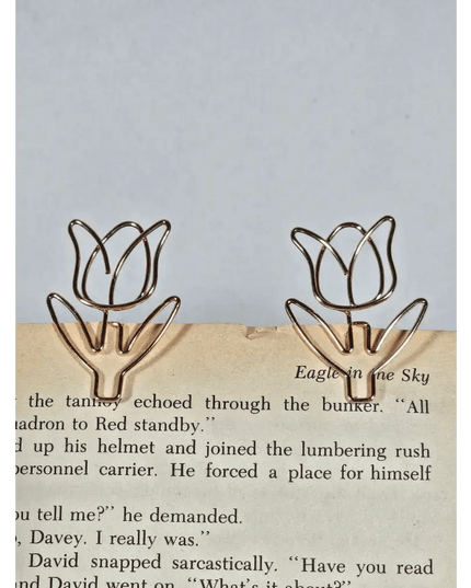 20 Tulip Paper clips in a tin