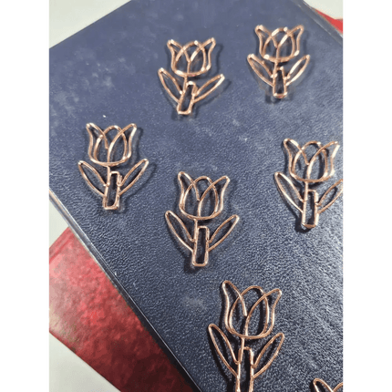 20 Tulip Paper clips in a tin Rose Gold