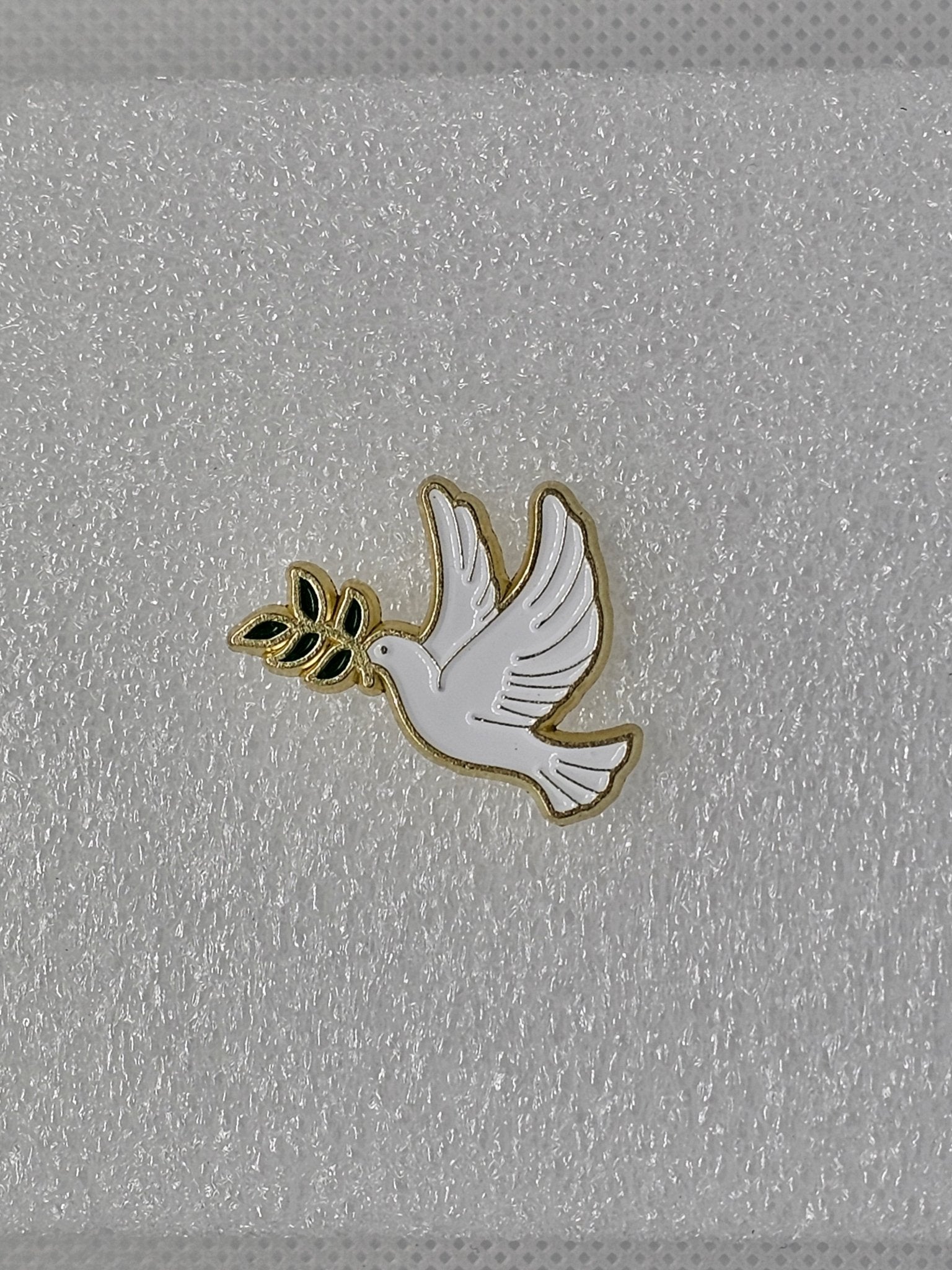 Animal Pin badges (Variety) - The Red Squirrel