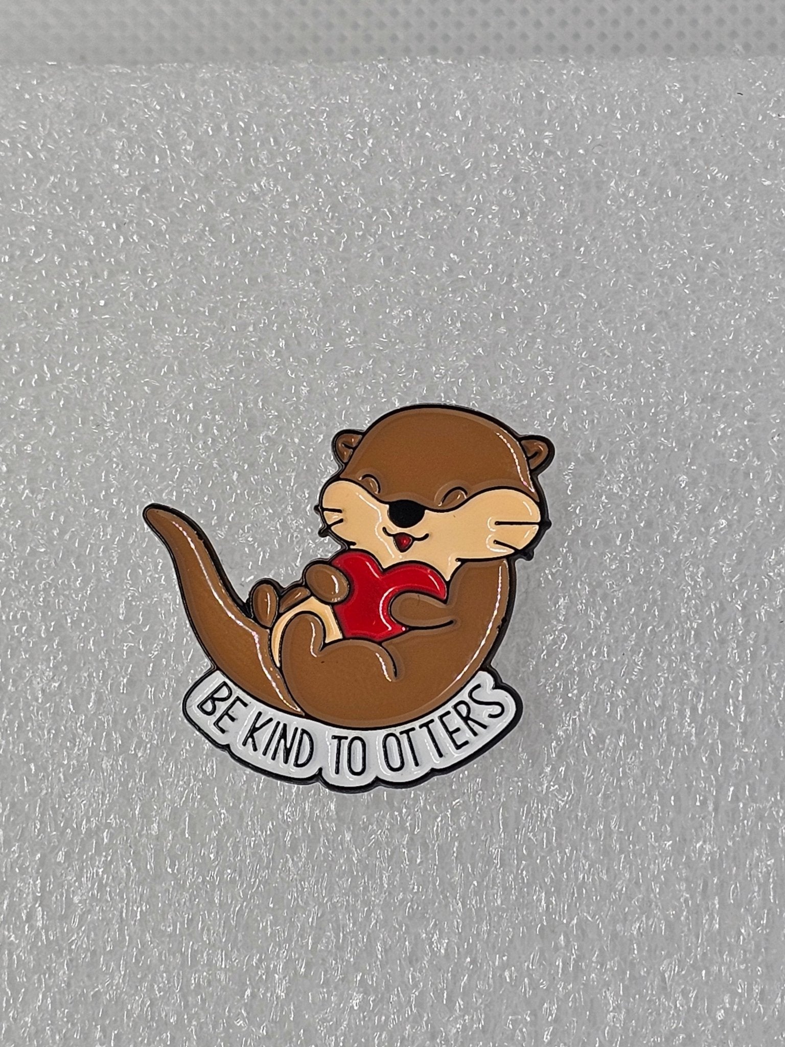 Animal Pin badges (Variety) - The Red Squirrel