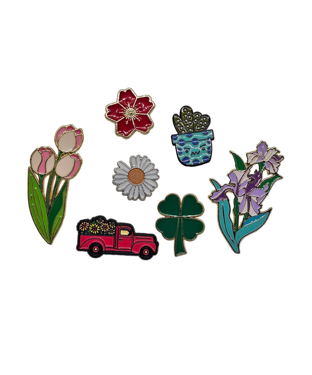 Floral themed pin badges - Various floral designs