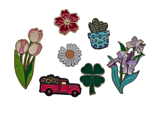 Floral themed pin badges - Various floral designs - The Red Squirrel