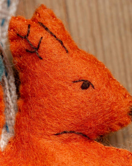 Folk Squirrel Felt Craft Mini Kit