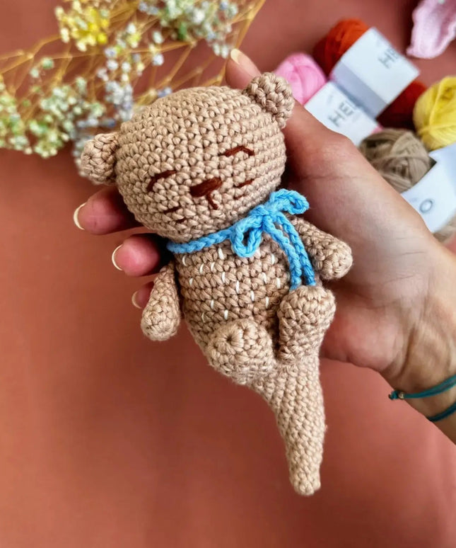 Knitty Critters - Pouch Pals - Ozzy Otter
