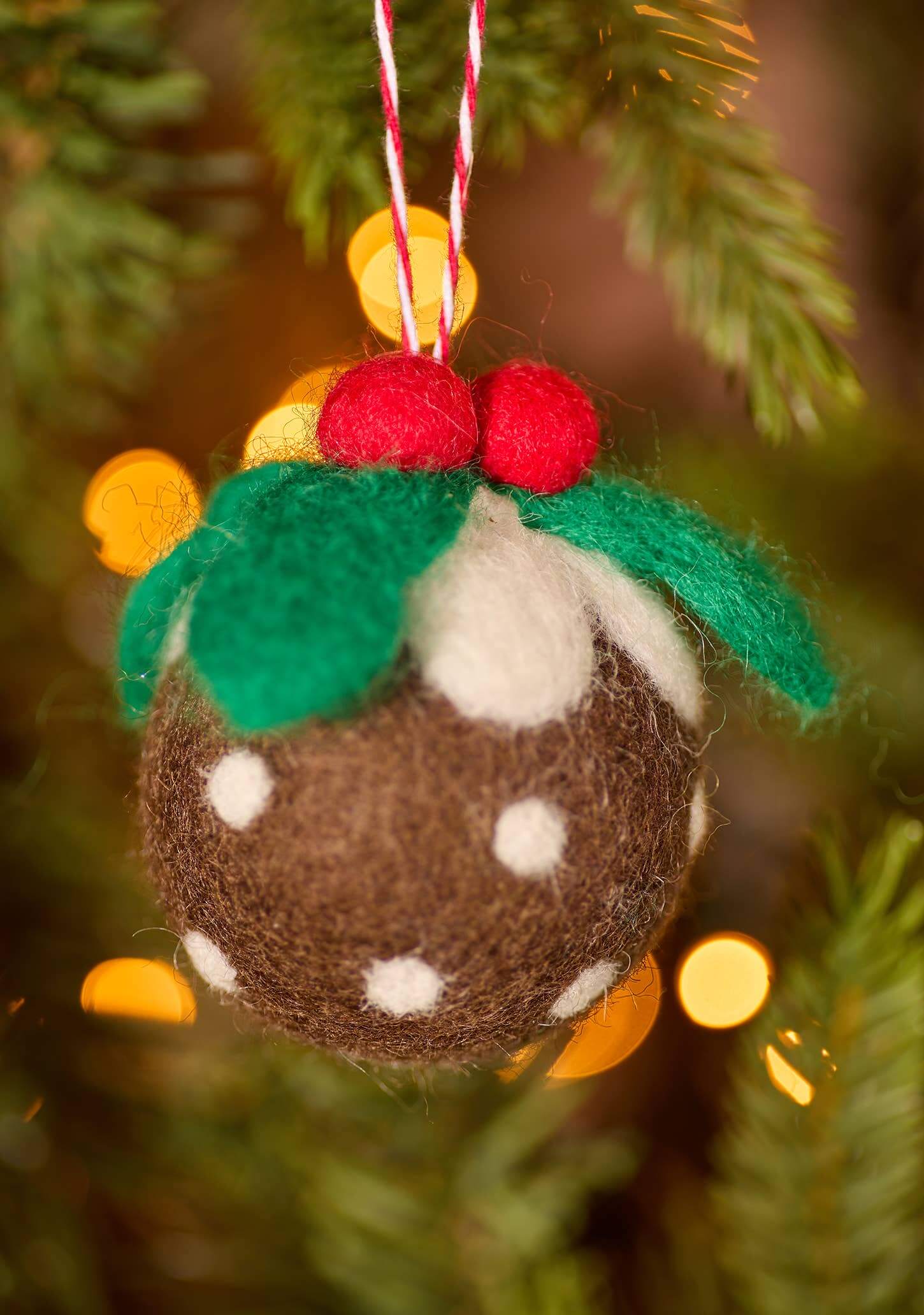 Felt Christmas Pudding Bauble - The Red Squirrel