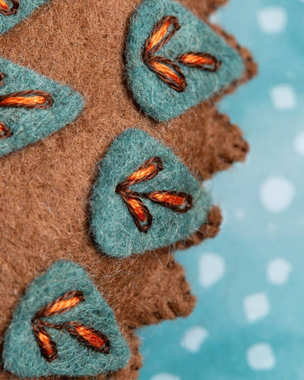 Folk Hedgehog Felt Craft Mini Kit