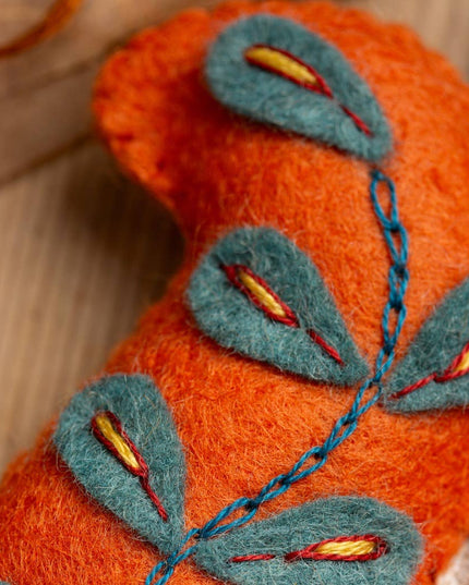Folk Squirrel Felt Craft Mini Kit