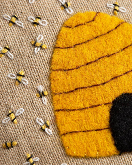 Linen Lavender Bags Embroidery Kit - Bees