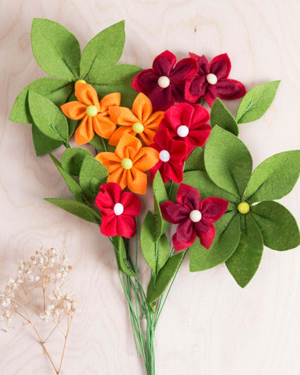 Felt Flower Bouquet - Kikkerland