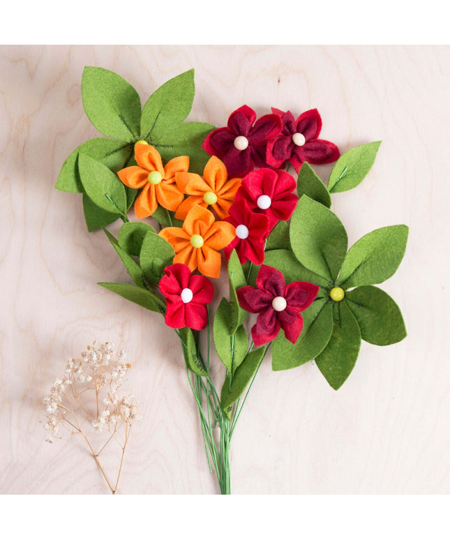 Felt Flower Bouquet - Kikkerland