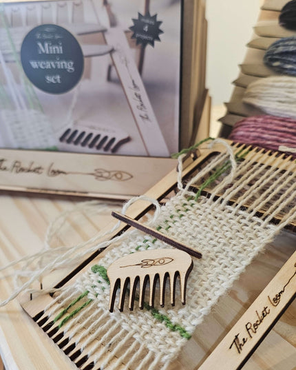 Wooden Rocket Loom - Mini loom kits featuring Galway wool