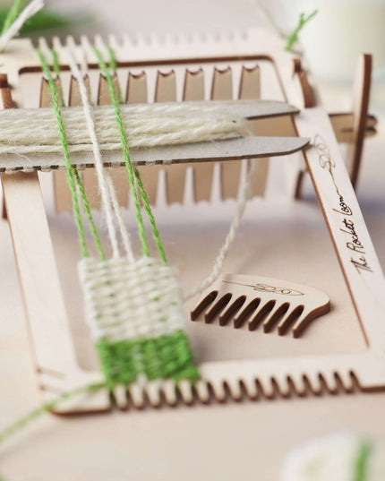Wooden Rocket Loom - Mini loom kits featuring Galway wool