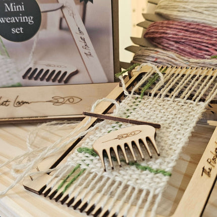 Wooden Rocket Loom - Mini loom kits featuring Galway wool