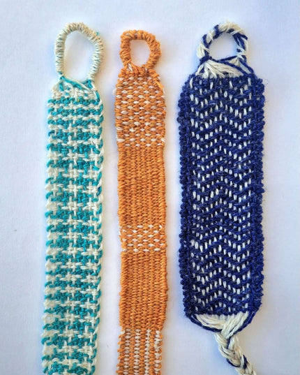 Bracelet weaving kit - Pop Out Projects