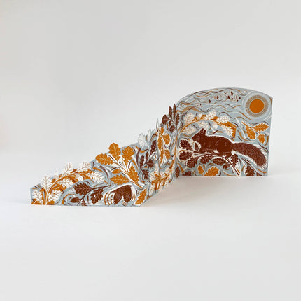 Concertina Card - Autumn Leaves - Squirrel