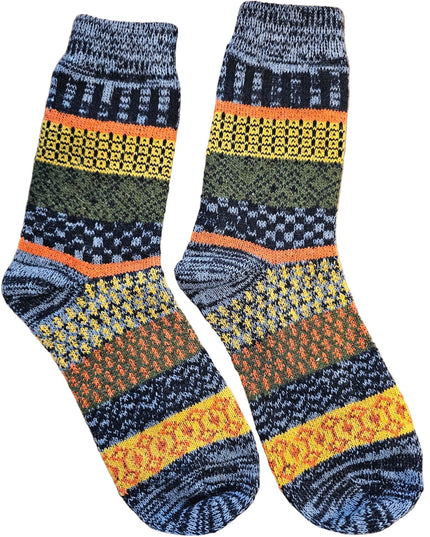 Beautiful pattern Winter Socks - size 7-11