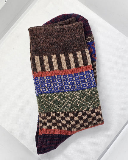 Beautiful pattern Winter Socks - size 7-11 Red Heel