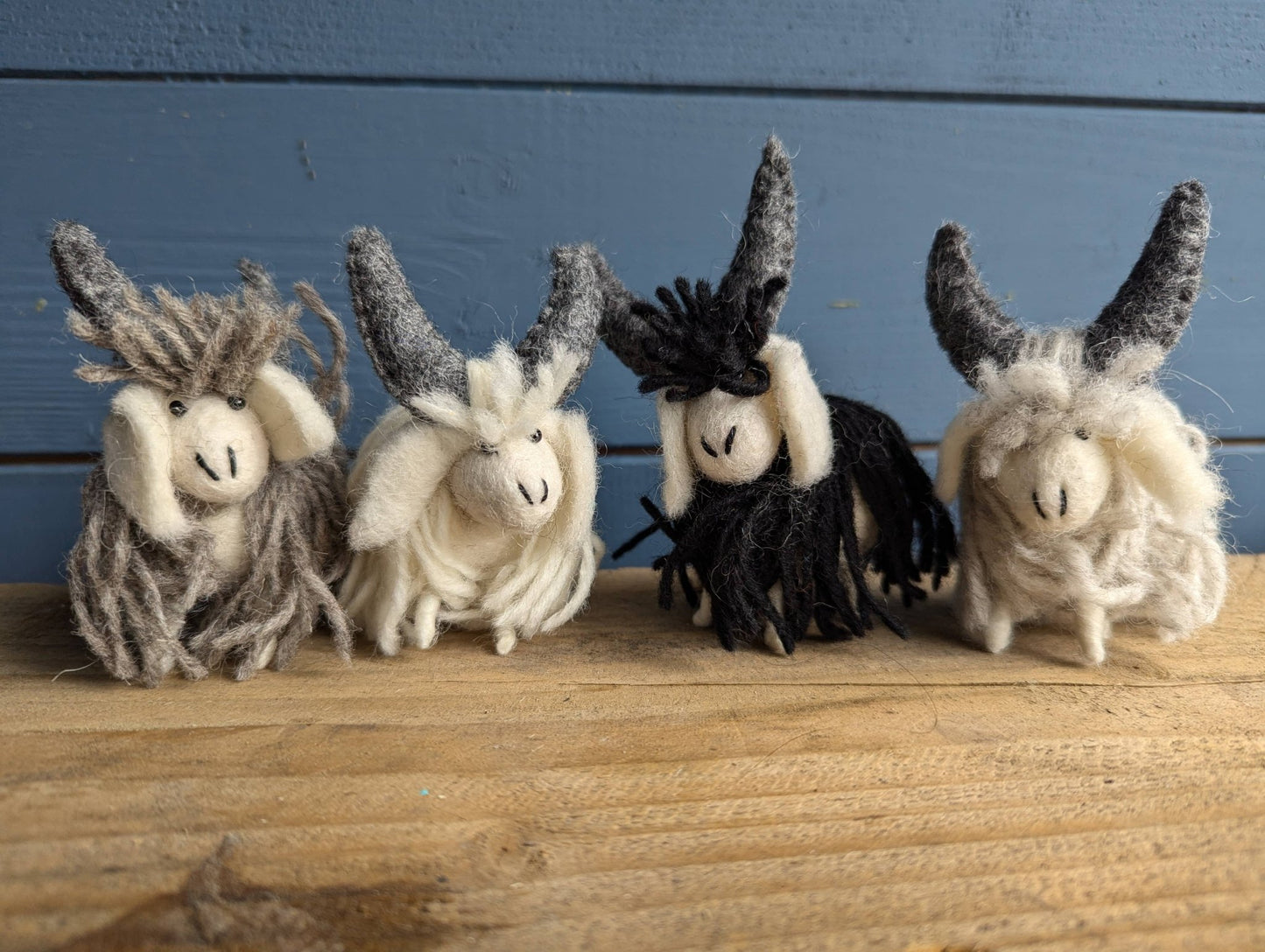 Mini Highland Cow - Assorted Colours - The Red Squirrel