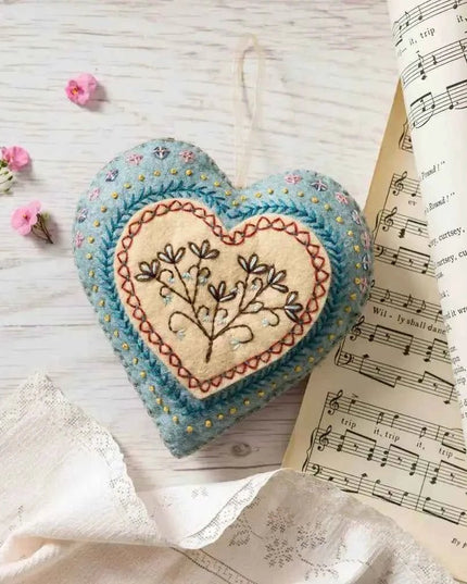 Embroidered Heart Felt Craft Mini Kit