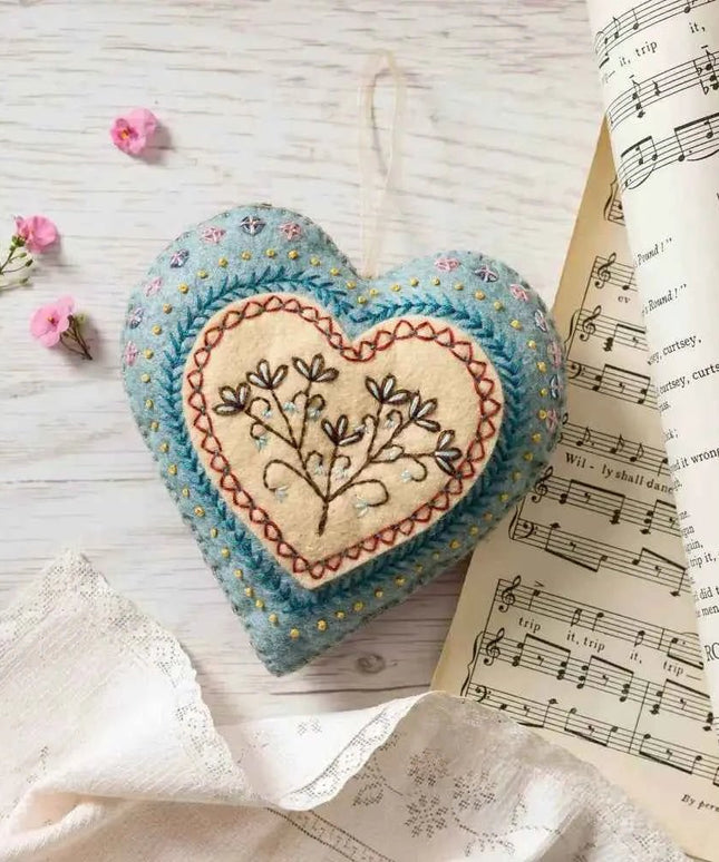 Embroidered Heart Felt Craft Mini Kit
