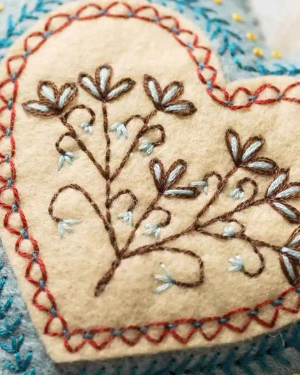 Embroidered Heart Felt Craft Mini Kit