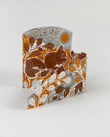 Concertina Card - Autumn Leaves - Squirrel