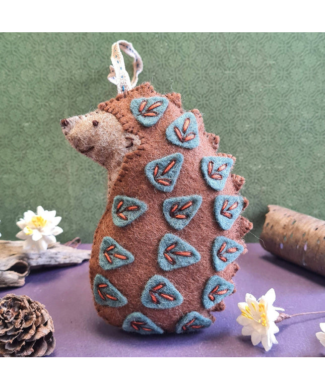 Folk Hedgehog Felt Craft Mini Kit