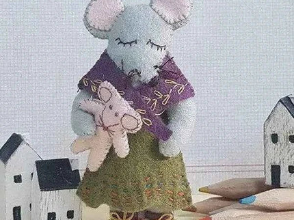 Little Miss Mouse Felt Craft Mini Kit