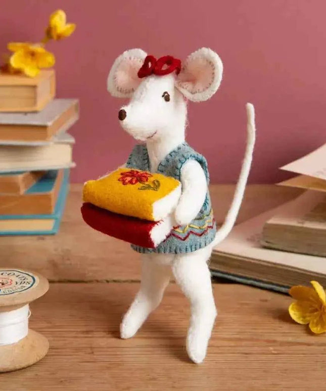 Little Mouse The Librarian Felt Craft Mini Kit