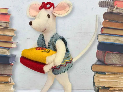 Little Mouse The Librarian Felt Craft Mini Kit