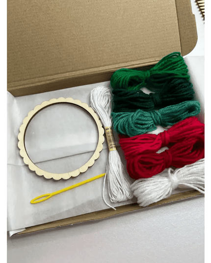 Mini Circle DIY Weaving Kit - Craft Your Own Round Masterpiece