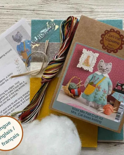 Mrs. Cat Loves Knitting Felt Craft Mini Kit