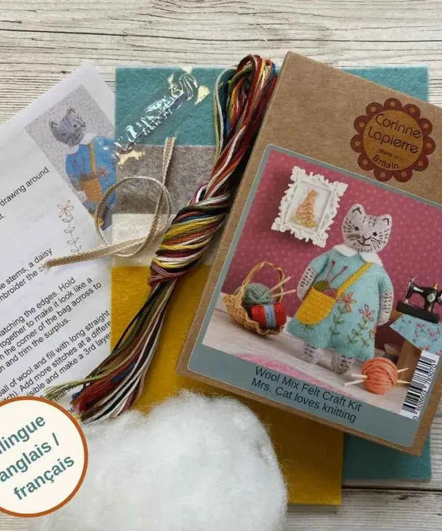 Mrs. Cat Loves Knitting Felt Craft Mini Kit
