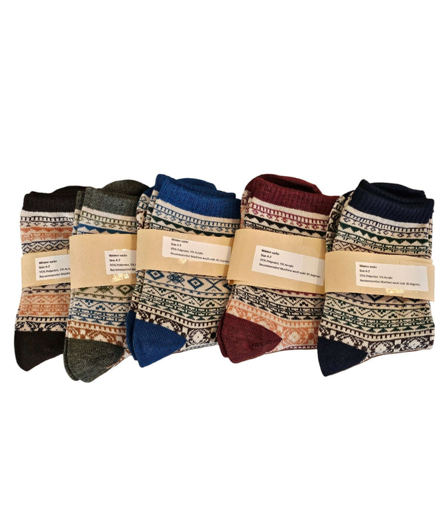 Beautiful pattern Winter Socks - size 4-7