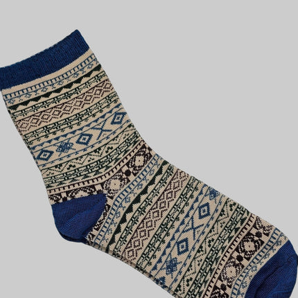 Beautiful pattern Winter Socks - size 4-7 Blue Heel