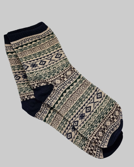 Beautiful pattern Winter Socks - size 4-7
