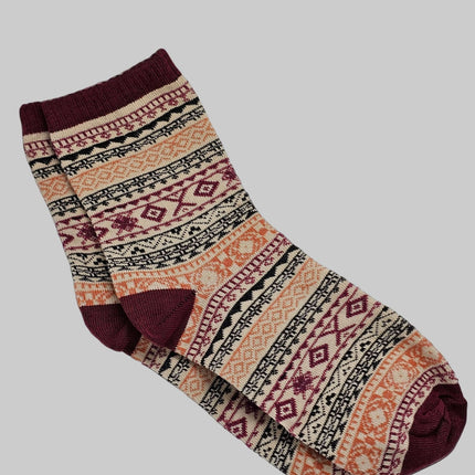 Beautiful pattern Winter Socks - size 4-7 Red Heel