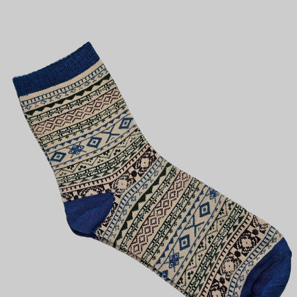 Beautiful pattern Winter Socks - size 4-7